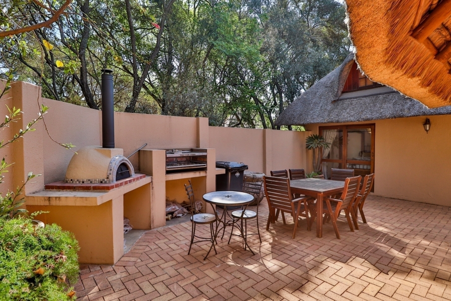 6 Bedroom Property for Sale in Lakeland North West